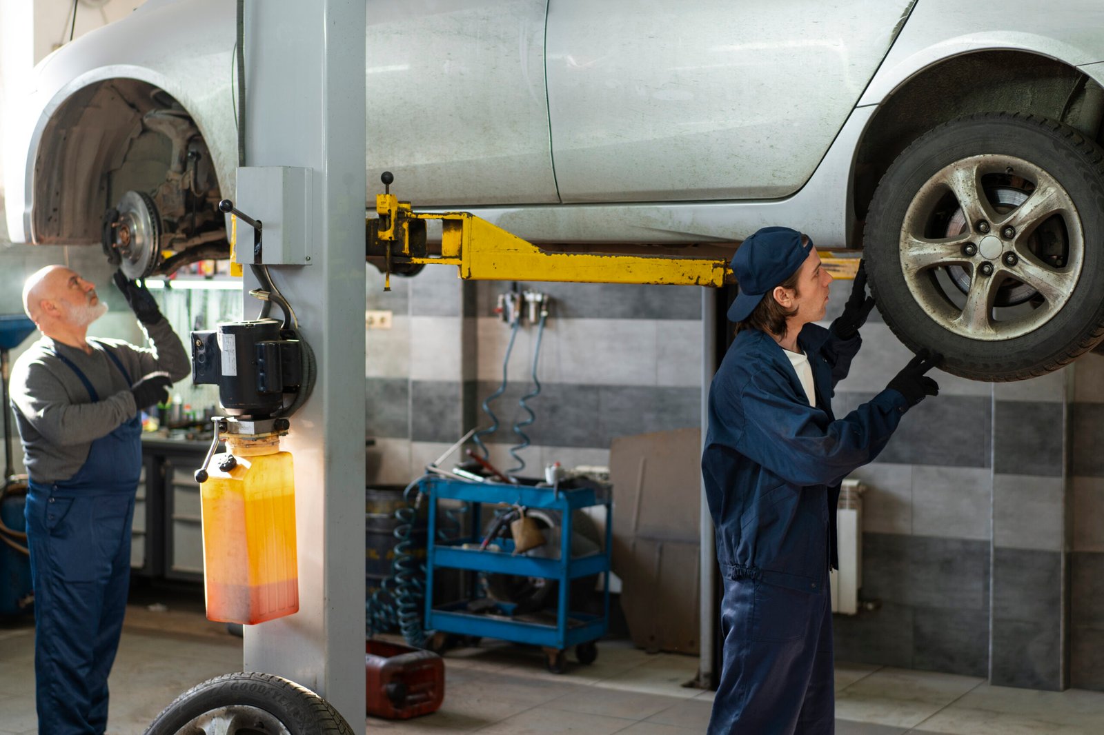 Accessories center and Tyre shop in Oman oil